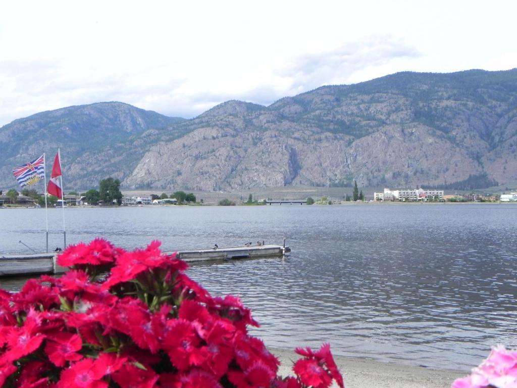 Destiny Beach Resort Osoyoos Kültér fotó