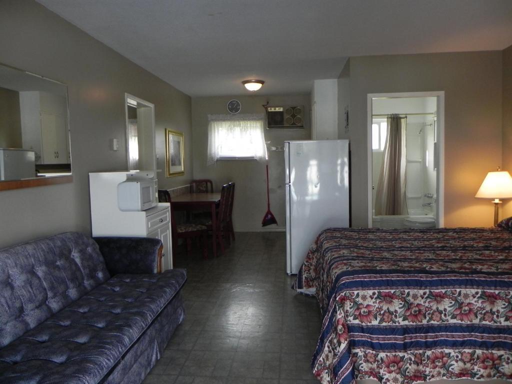 Destiny Beach Resort Osoyoos Szoba fotó